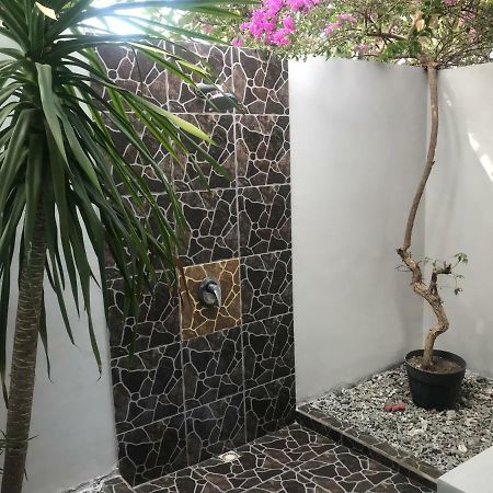 Jannah Homestay Νησιά Γκίλι Εξωτερικό φωτογραφία