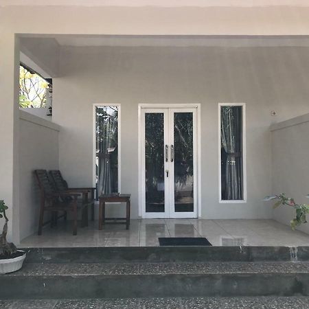 Jannah Homestay Νησιά Γκίλι Εξωτερικό φωτογραφία