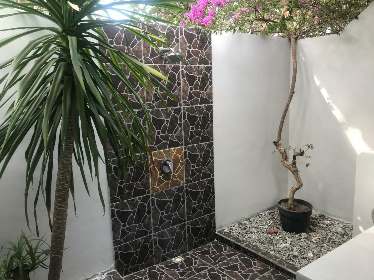 Jannah Homestay Νησιά Γκίλι Εξωτερικό φωτογραφία