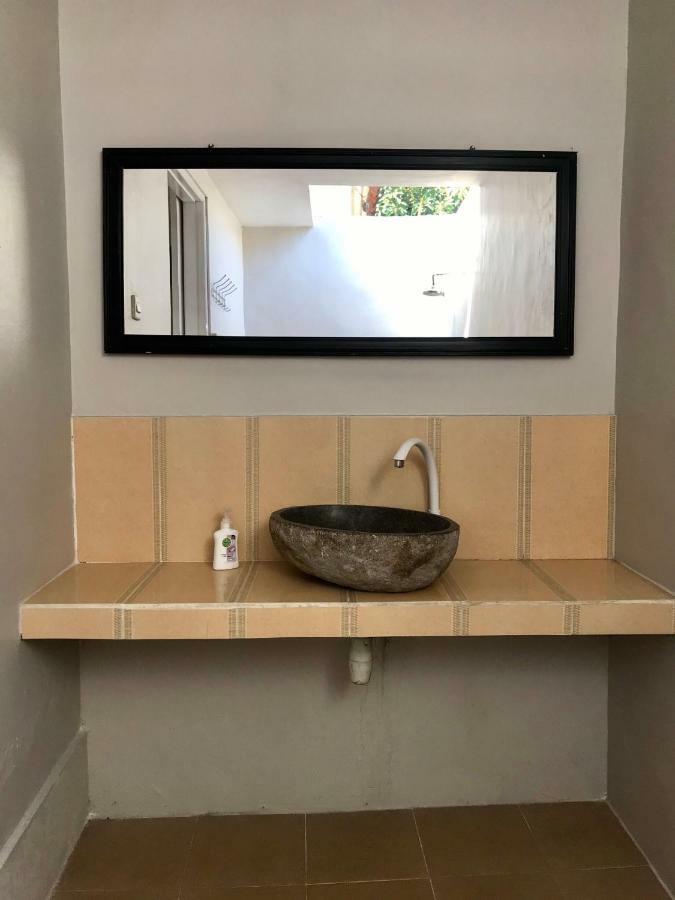 Jannah Homestay Νησιά Γκίλι Εξωτερικό φωτογραφία
